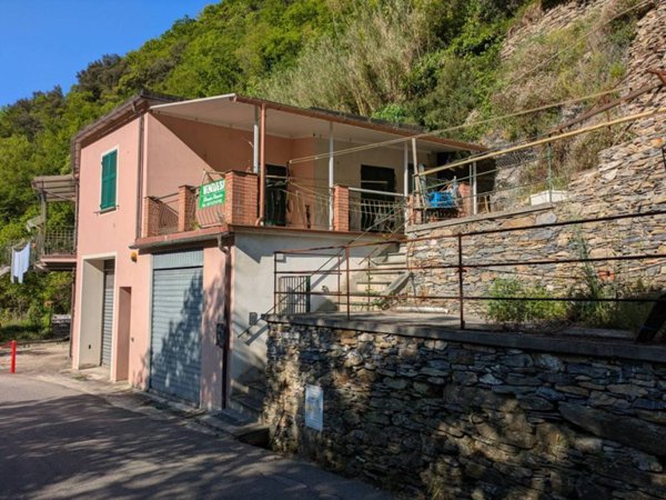 casa indipendente in vendita a Sori