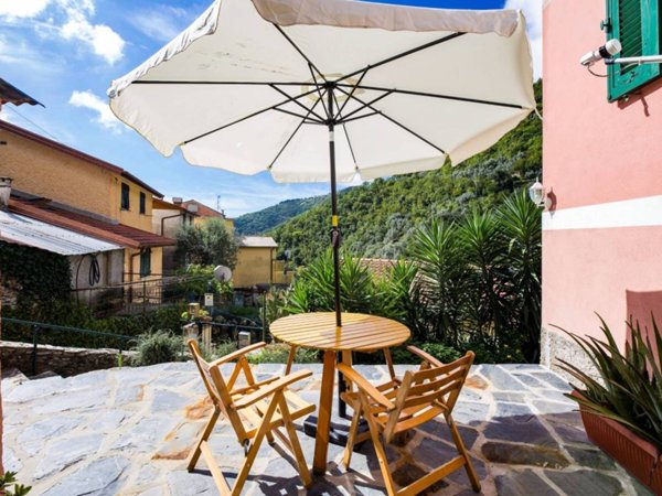 appartamento in vendita a Sori in zona Teriasca
