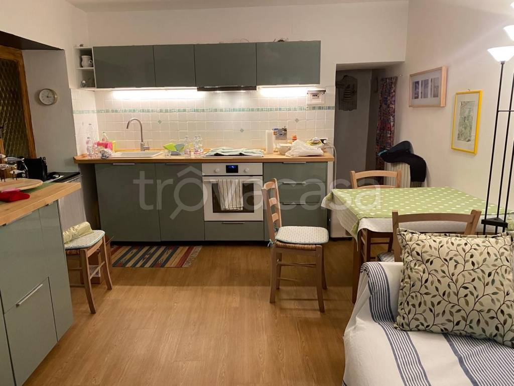 casa indipendente in vendita a Sori in zona Lago