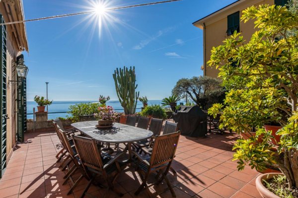 casa indipendente in vendita a Sori