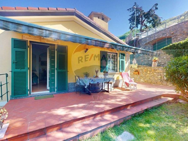 casa indipendente in vendita a Sori