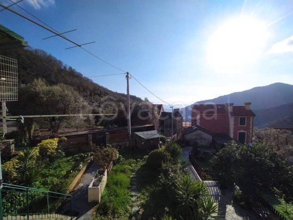 appartamento in vendita a Sori in zona Capreno