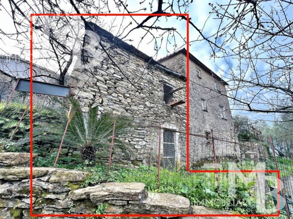 casa indipendente in vendita a Sori in zona Capreno