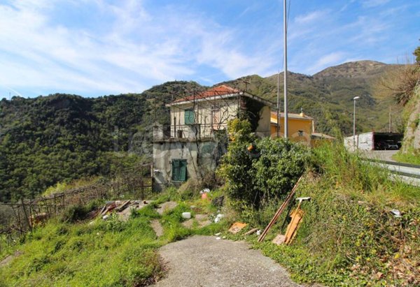 casa indipendente in vendita a Sori in zona Sussisa