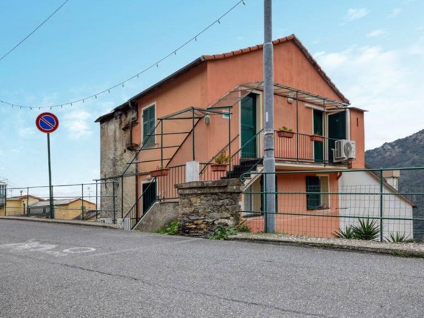 casa indipendente in vendita a Sori in zona Canepa