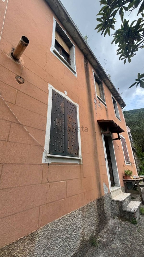 appartamento in vendita a Sori in zona Capreno