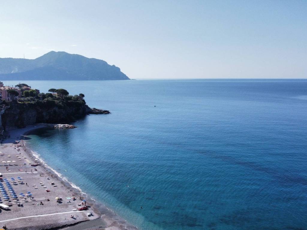 casa indipendente in vendita a Sori in zona Lago