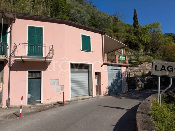 casa indipendente in vendita a Sori in zona Lago