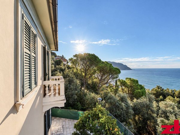 casa indipendente in vendita a Sori