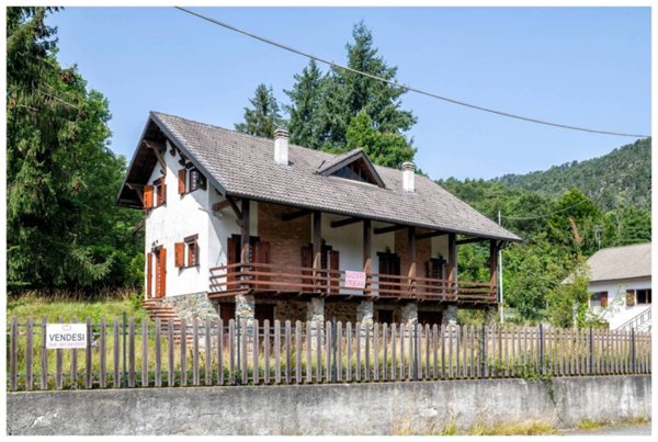 casa indipendente in vendita a Tiglieto in zona Acquabuona