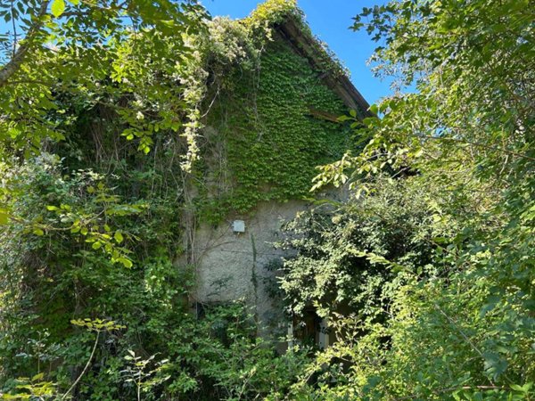 casa indipendente in vendita a Tiglieto in zona Casavecchia