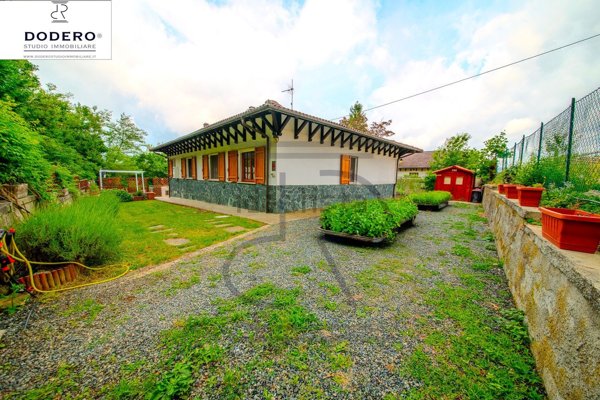 casa indipendente in vendita a Tiglieto