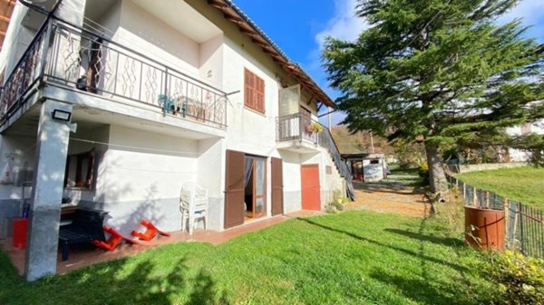 casa indipendente in vendita a Tiglieto