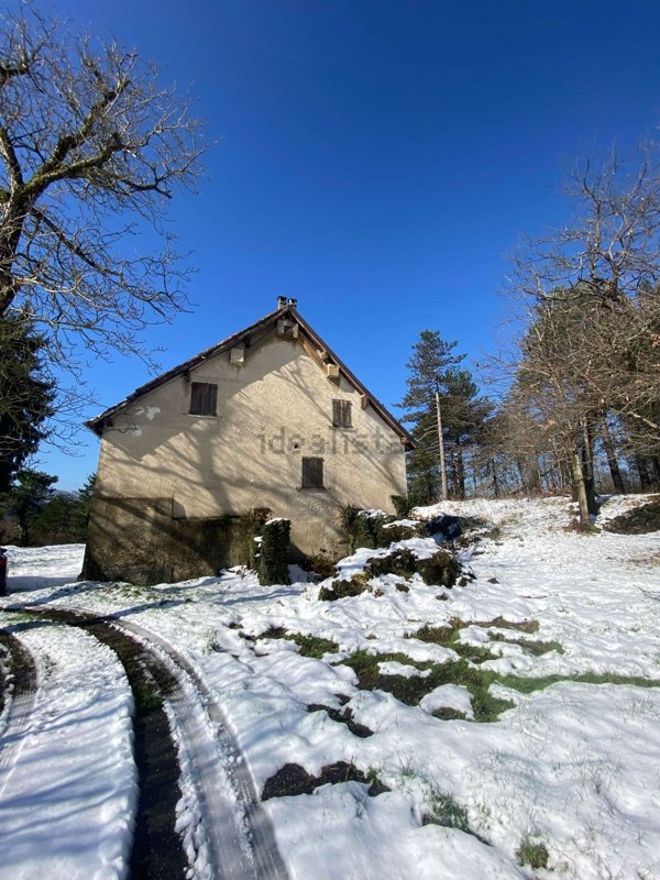 casa indipendente in vendita a Tiglieto