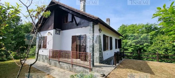 casa indipendente in vendita a Tiglieto