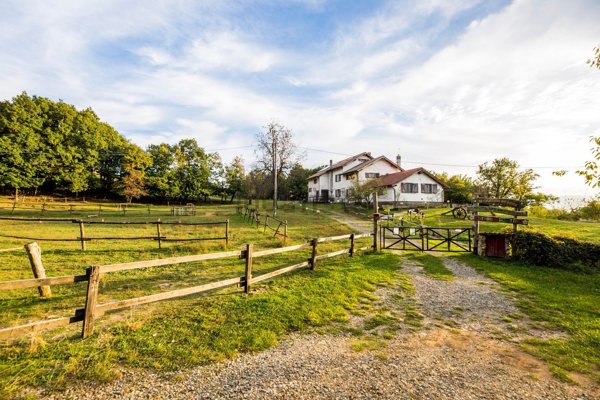 casa indipendente in vendita a Tiglieto