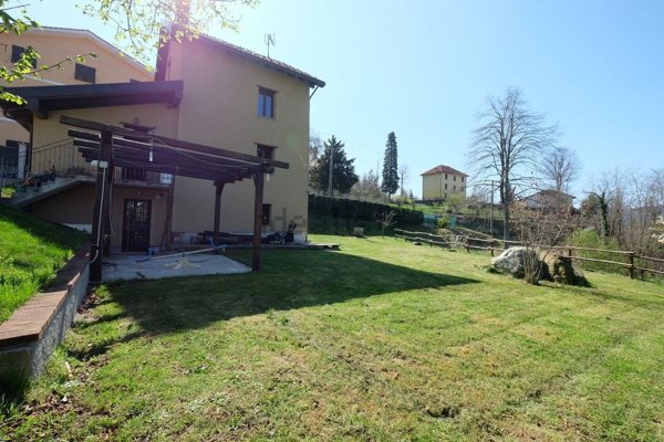 casa indipendente in vendita a Tiglieto in zona Casavecchia