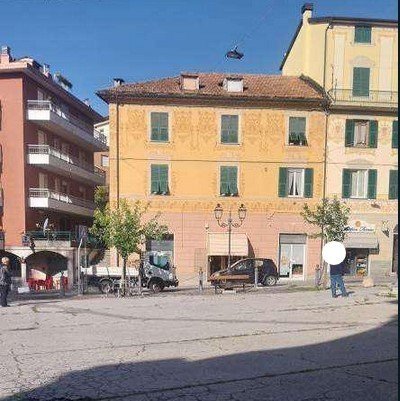locale di sgombero in vendita a Torriglia