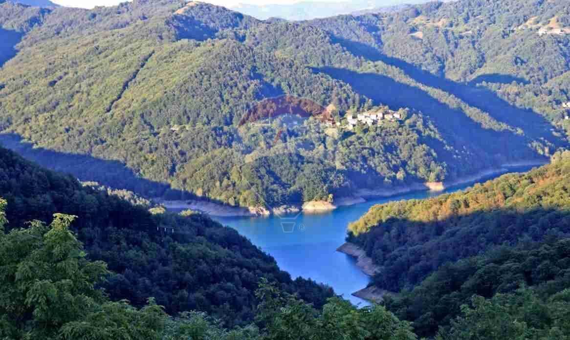 casa indipendente in vendita a Torriglia in zona Bavastri
