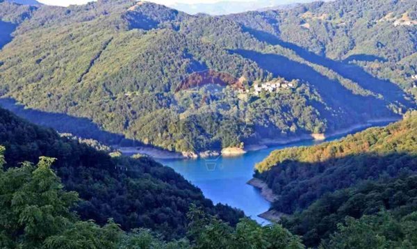casa indipendente in vendita a Torriglia in zona Bavastri