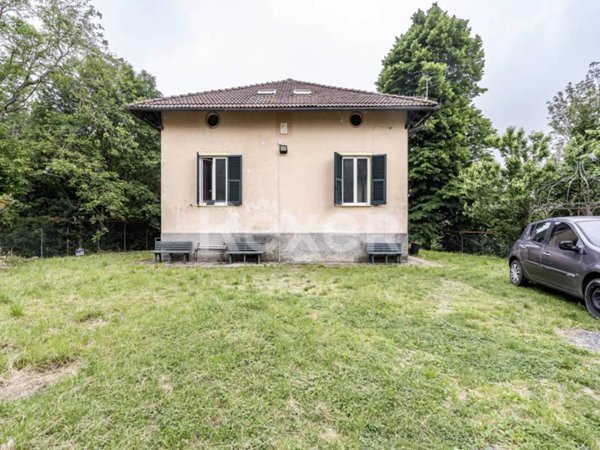 casa indipendente in vendita a Torriglia