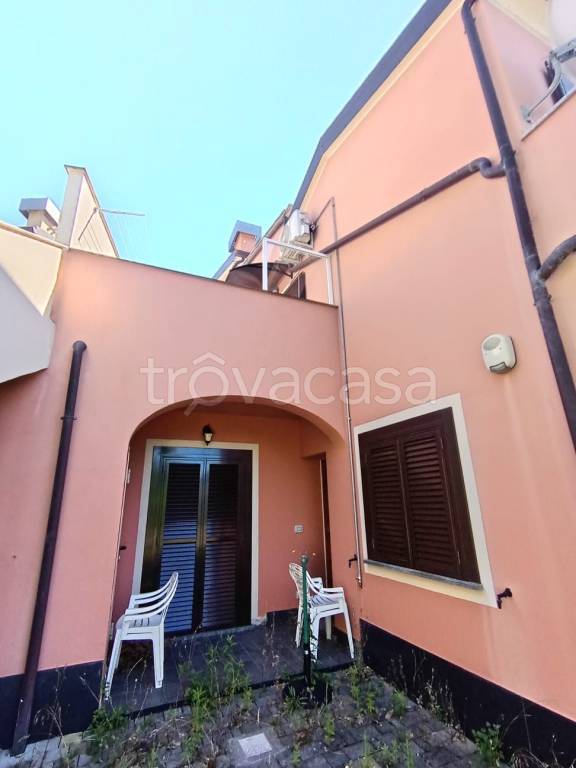 appartamento in vendita a Torriglia in zona Laccio