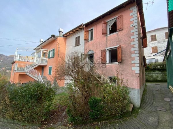 casa semindipendente in vendita a Torriglia in zona Casaleggio