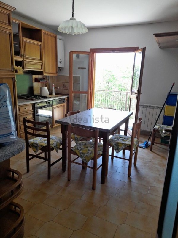 appartamento in vendita a Torriglia in zona Donetta