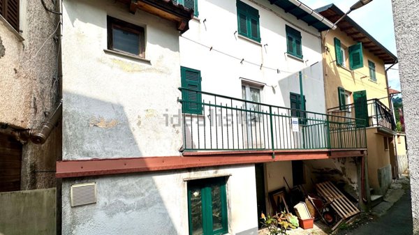 appartamento in vendita a Torriglia in zona Bavastri