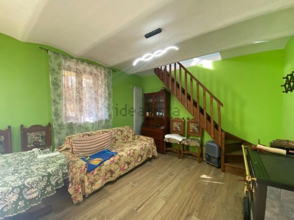 casa indipendente in vendita a Torriglia