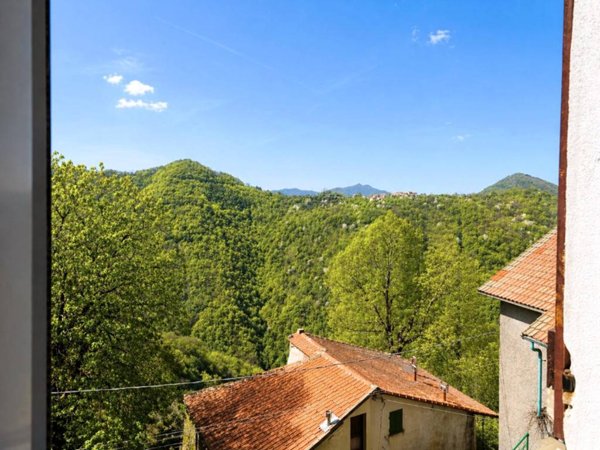 casa semindipendente in vendita a Torriglia