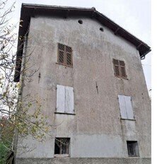 casa indipendente in vendita a Torriglia