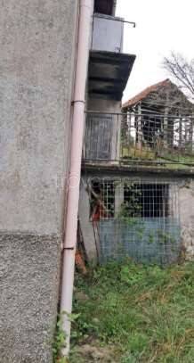 appartamento in vendita a Torriglia in zona Porto