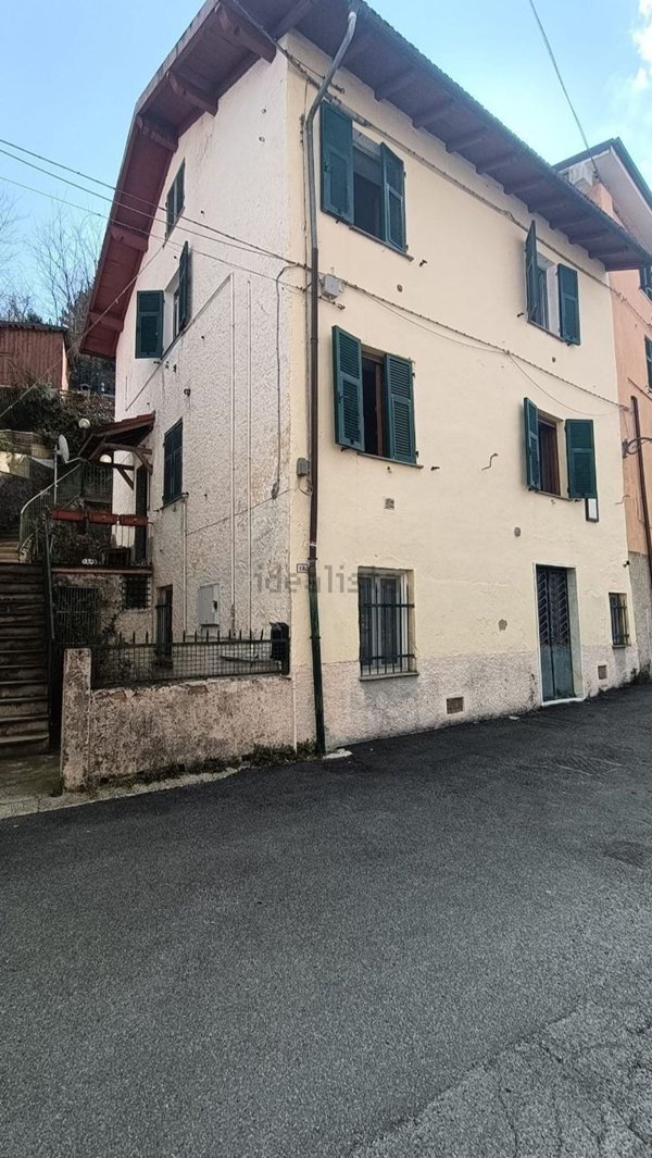 appartamento in vendita a Torriglia in zona Casaleggio