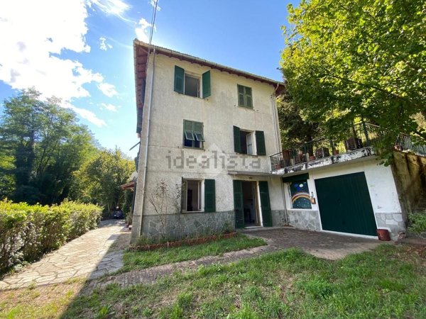 casa semindipendente in vendita a Torriglia in zona Siginella
