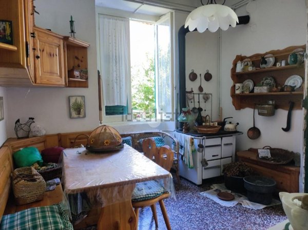 appartamento in vendita a Torriglia in zona Marzano