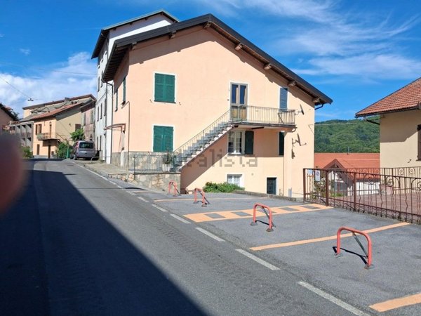 appartamento in vendita a Torriglia in zona Casaleggio