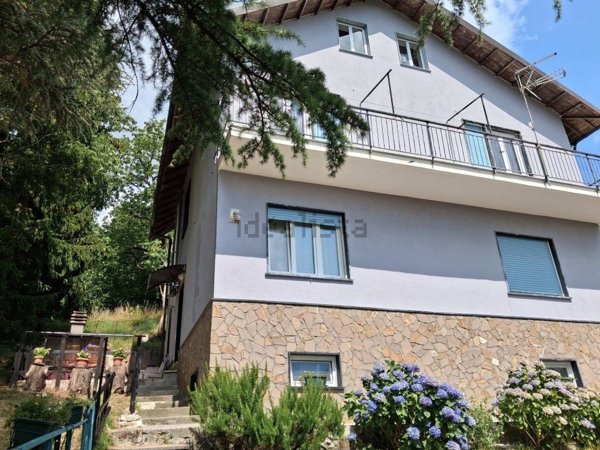 appartamento in vendita a Torriglia in zona Casaleggio