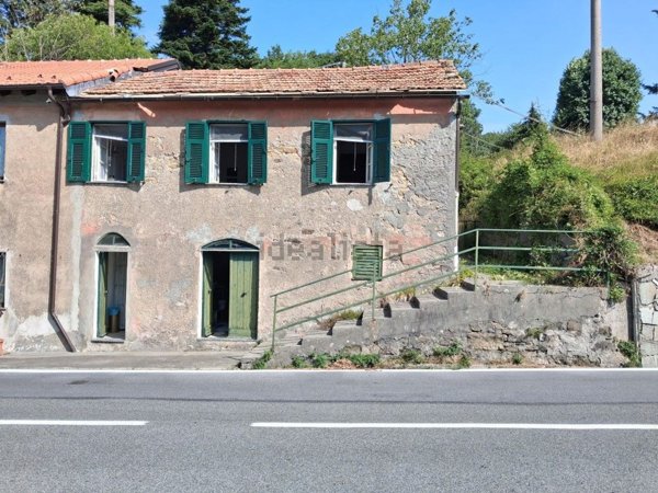 appartamento in vendita a Torriglia in zona Marzano