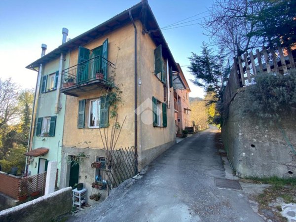quadrivano in vendita a Torriglia in zona Casaleggio