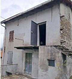casa indipendente in vendita a Torriglia in zona Porto