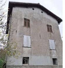 casa indipendente in vendita a Torriglia in zona Porto
