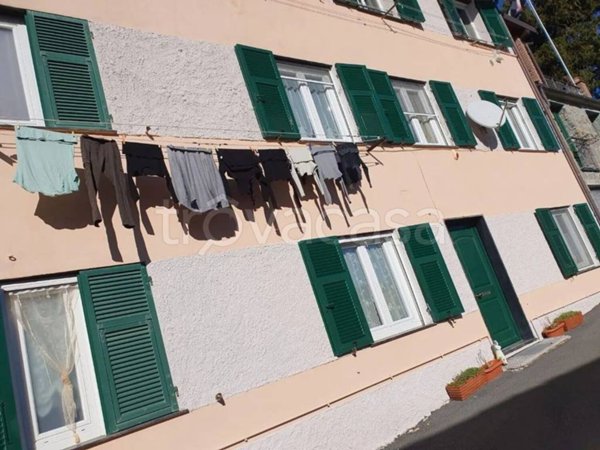 appartamento in vendita a Torriglia in zona Marzano