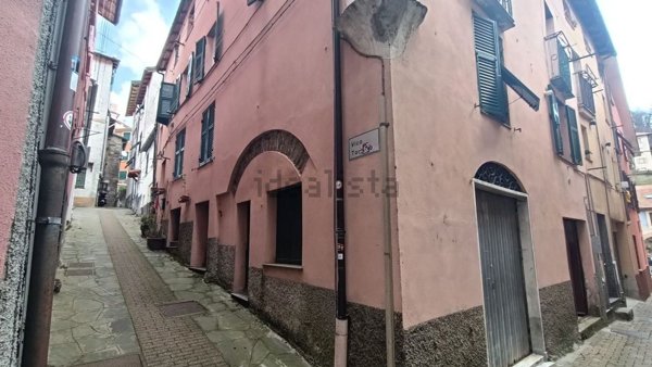 negozio in vendita a Torriglia in zona Casaleggio