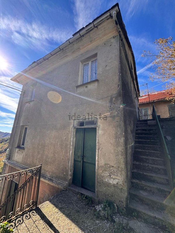 appartamento in vendita a Torriglia in zona Porto