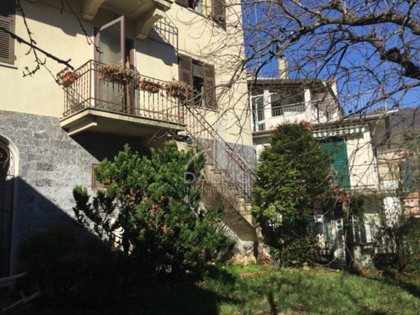 casa indipendente in vendita a Tribogna in zona Bassi