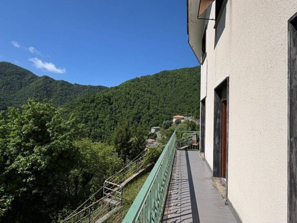 casa indipendente in vendita a Tribogna in zona Aveno