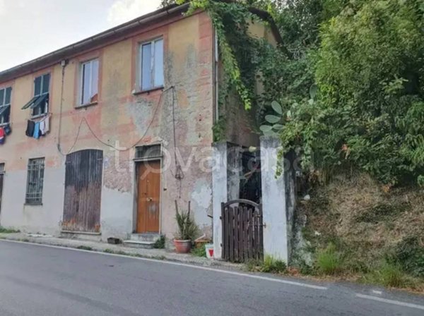 casa indipendente in vendita ad Uscio