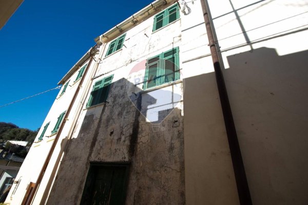 casa indipendente in vendita ad Uscio