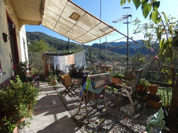 casa indipendente in vendita ad Uscio